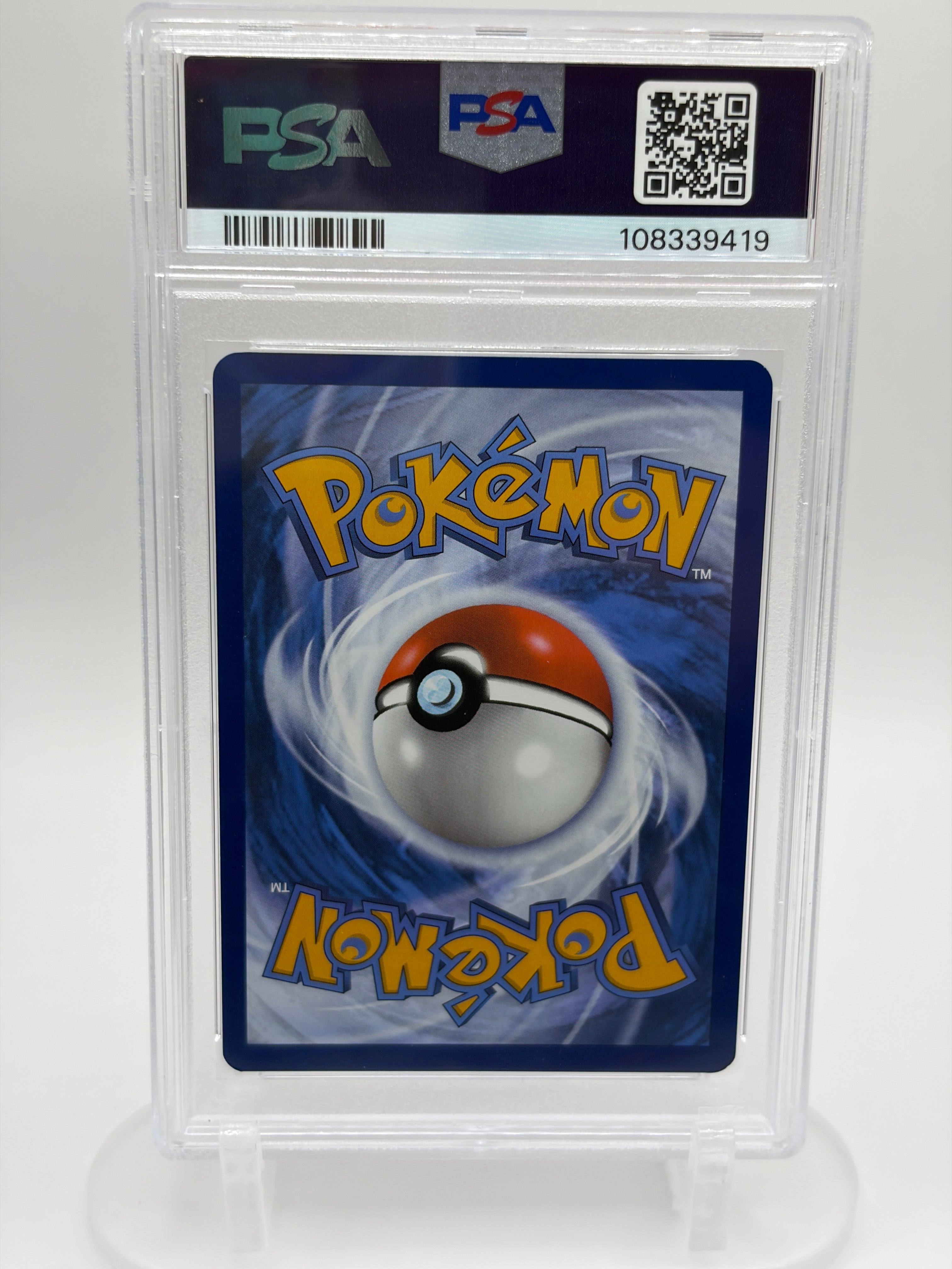Sylveon 040/131 - PSA 8 NM-MT - Prismatic Evolutions Master Ball Reverse Holo - English 2025