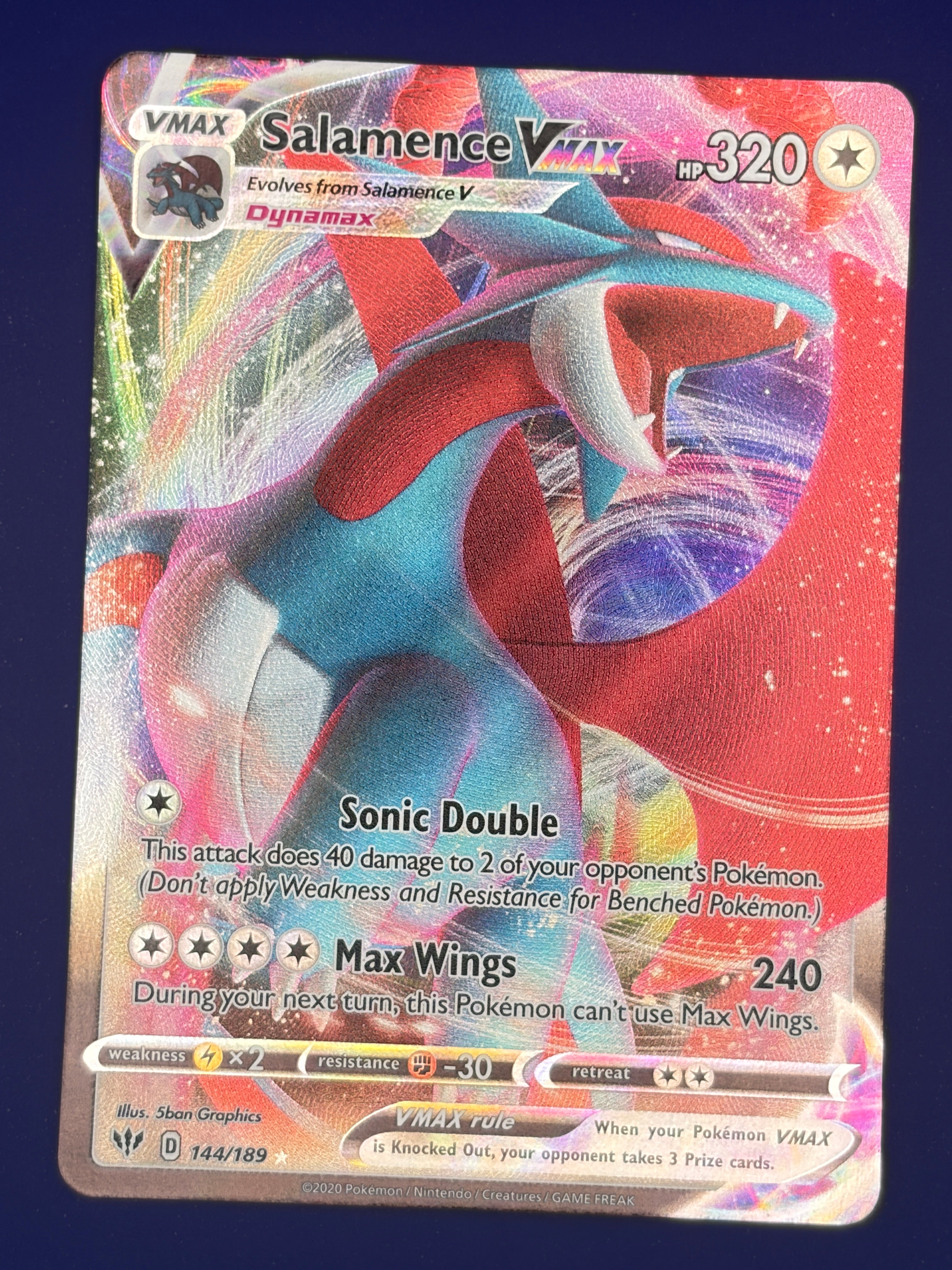 Salamence VMAX